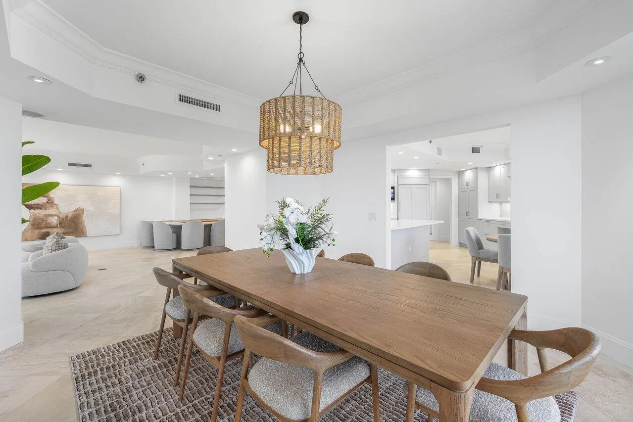 020-20320FairwayOaksDrive-331-BocaRaton-