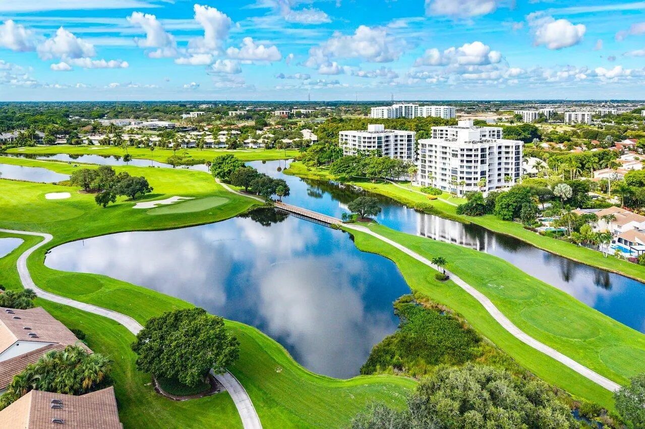 061-20320FairwayOaksDrive-331-BocaRaton-