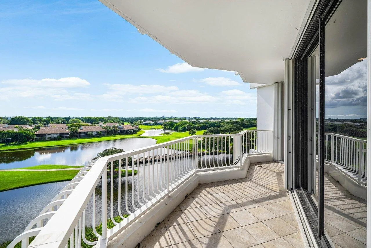 053-20320FairwayOaksDrive-331-BocaRaton-