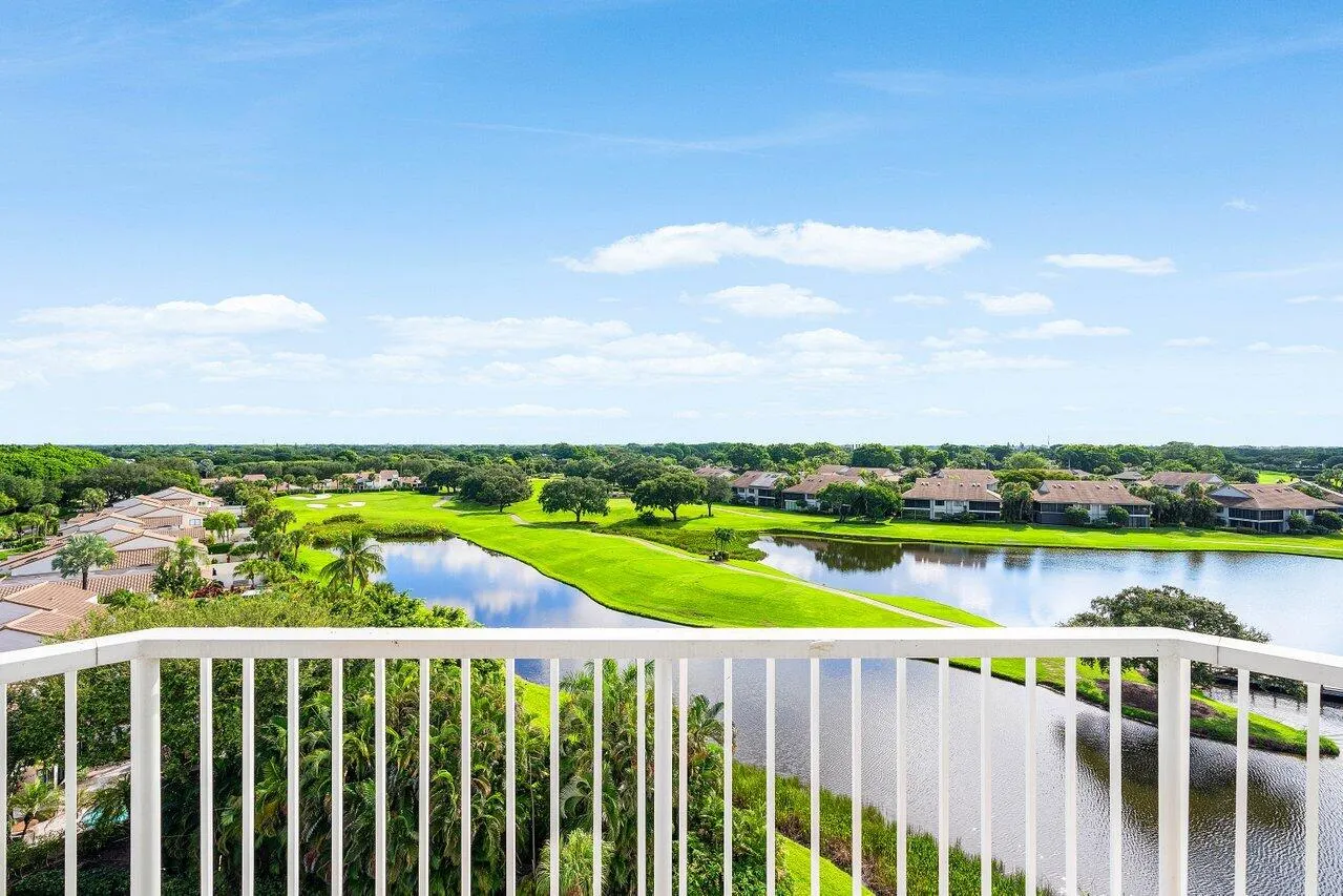 051-20320FairwayOaksDrive-331-BocaRaton-