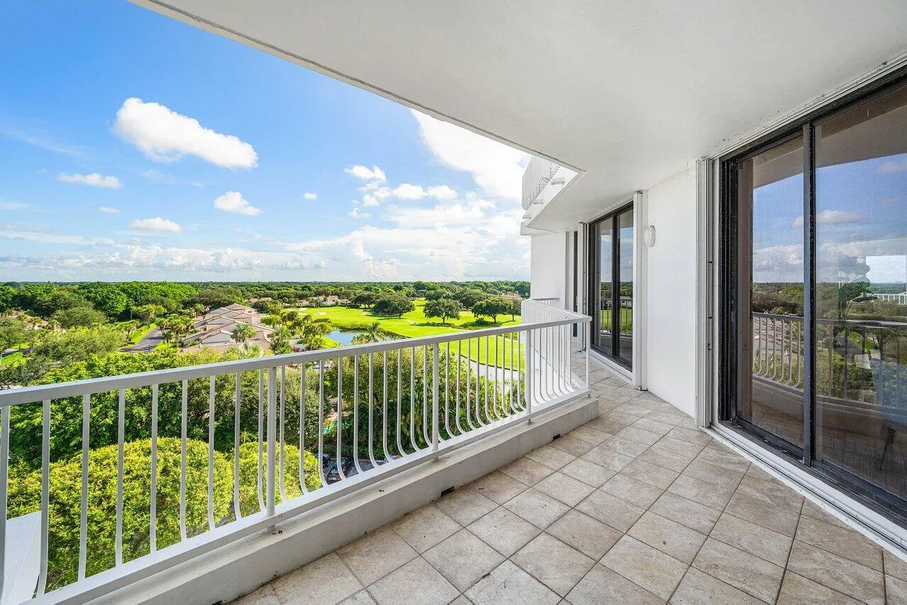 048-20320FairwayOaksDrive-331-BocaRaton-