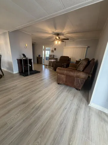 Living rm