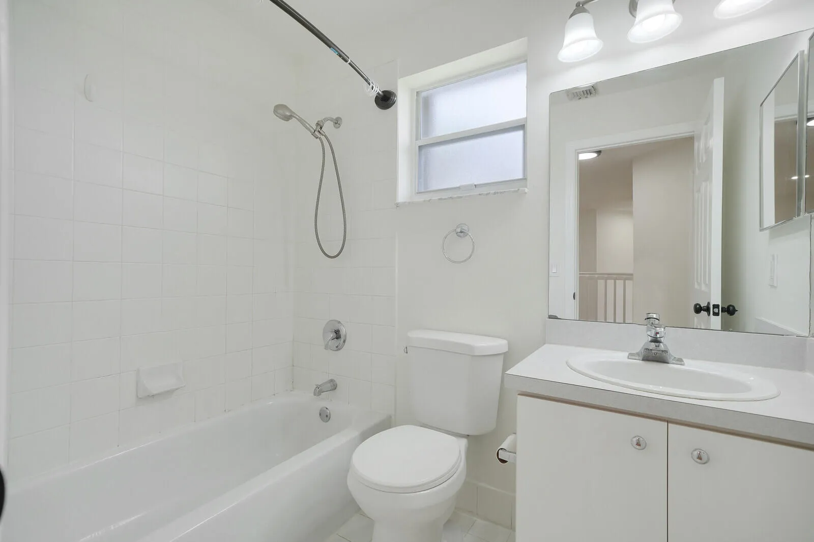 2ND BATHROOM