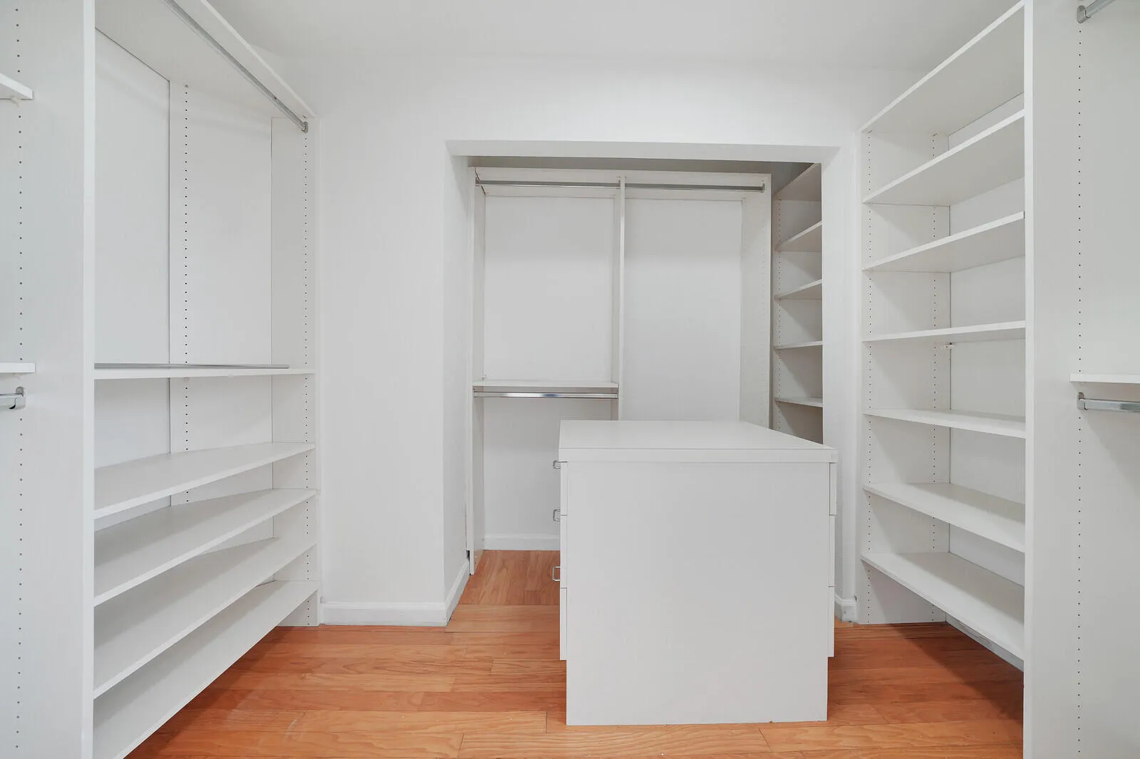 MASTER CLOSET