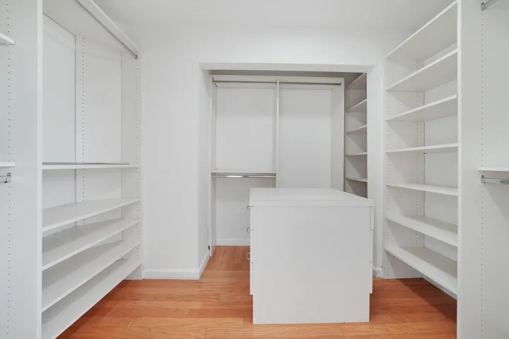 MASTER CLOSET