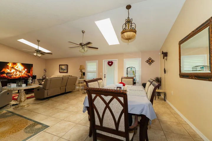SIL04722