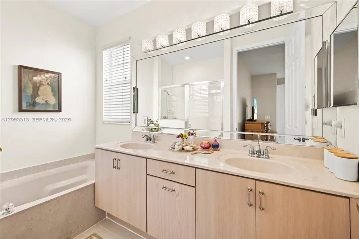 Primary En suite