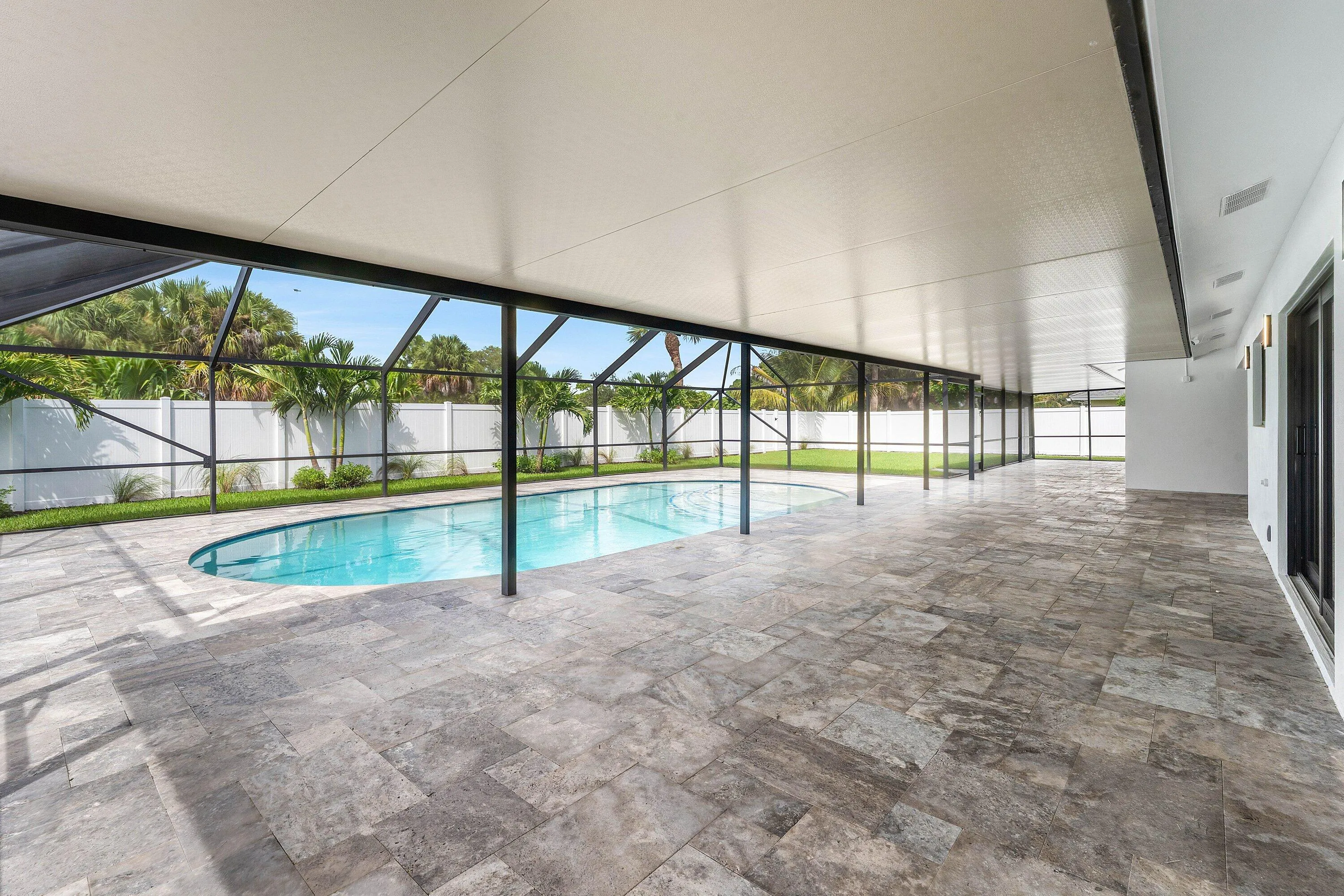 Patio/Pool