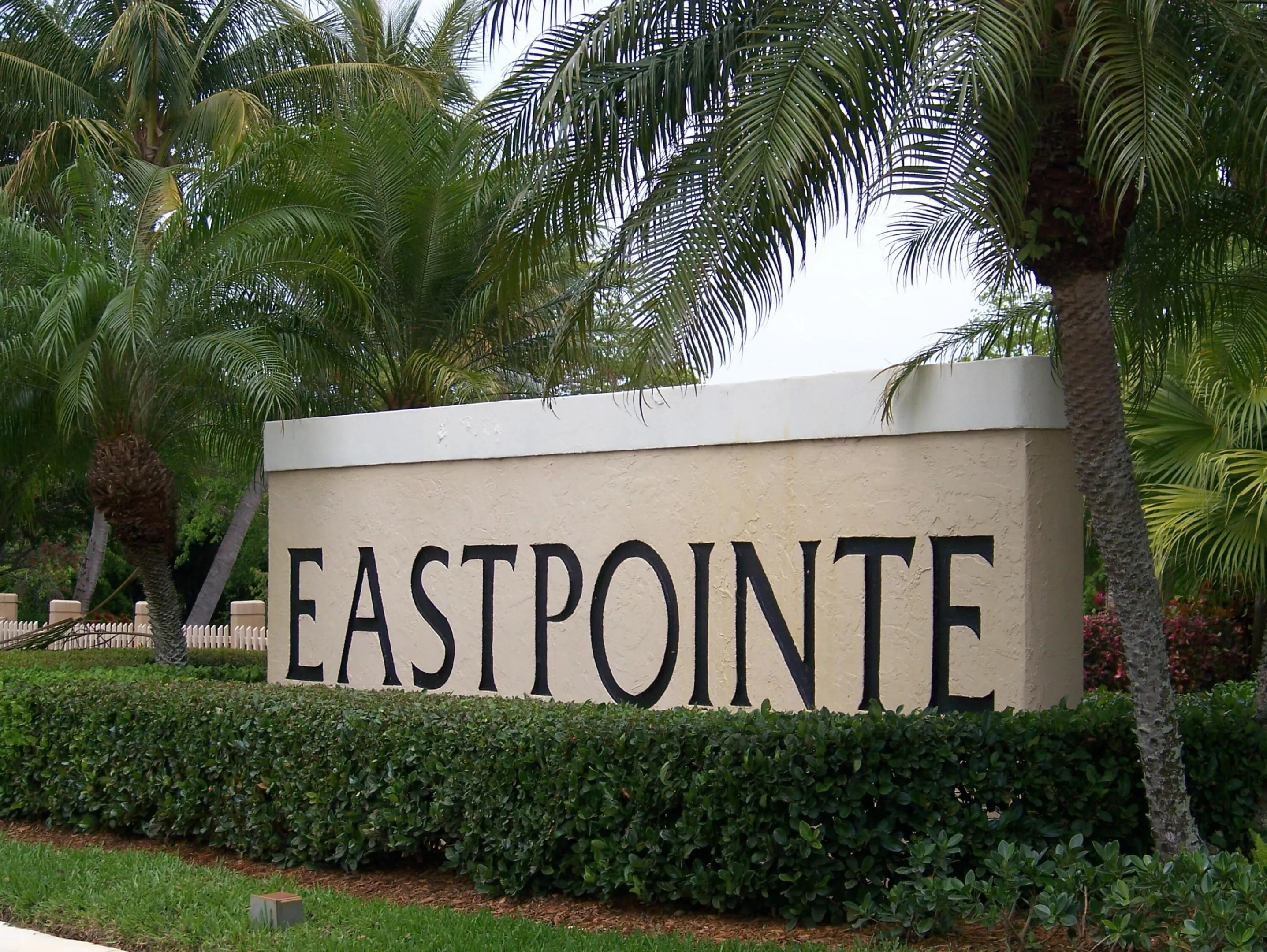 Entrance to Eastpointe Golf Community