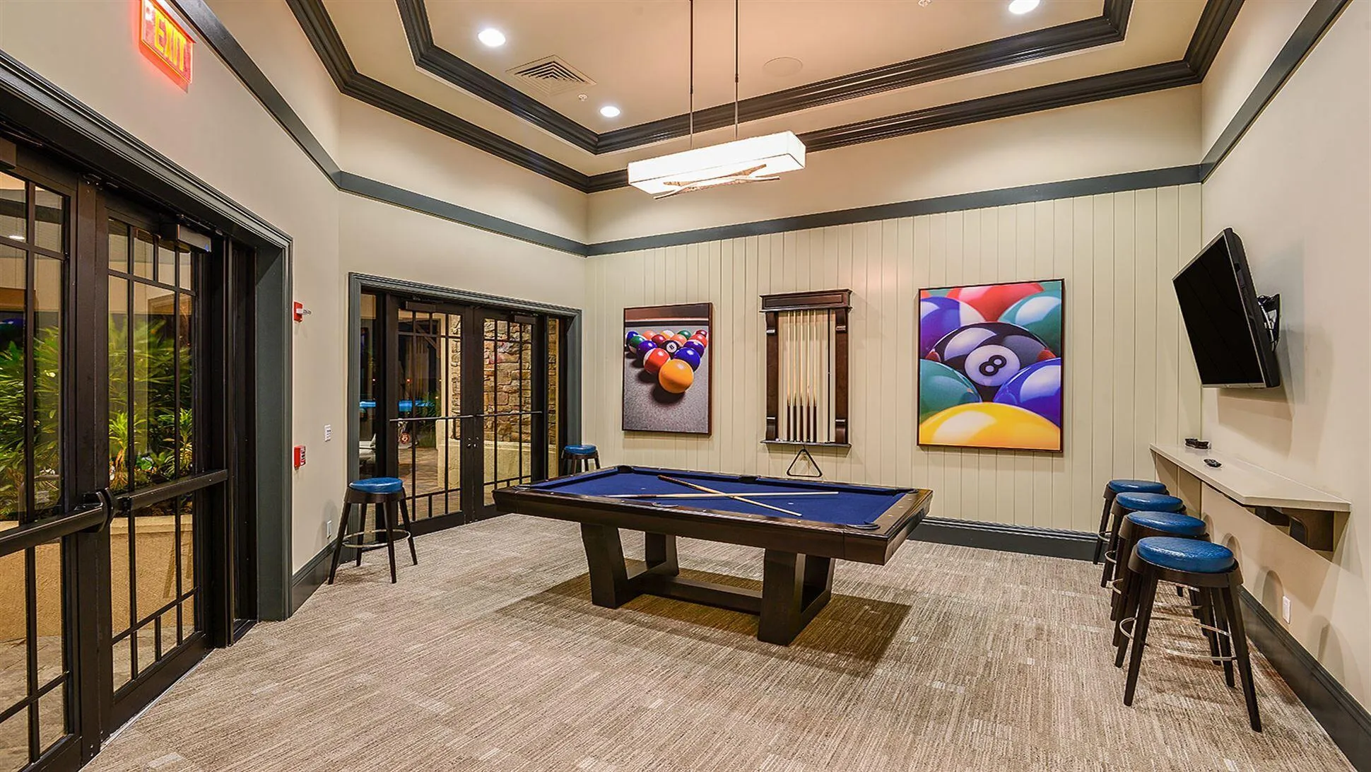 #8 Clubhouse Billard Room