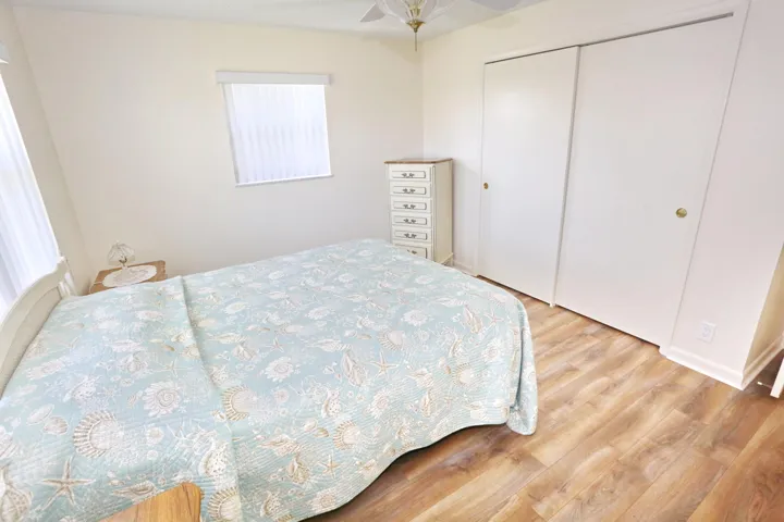 023-002-Bedroom 1-4200x2800
