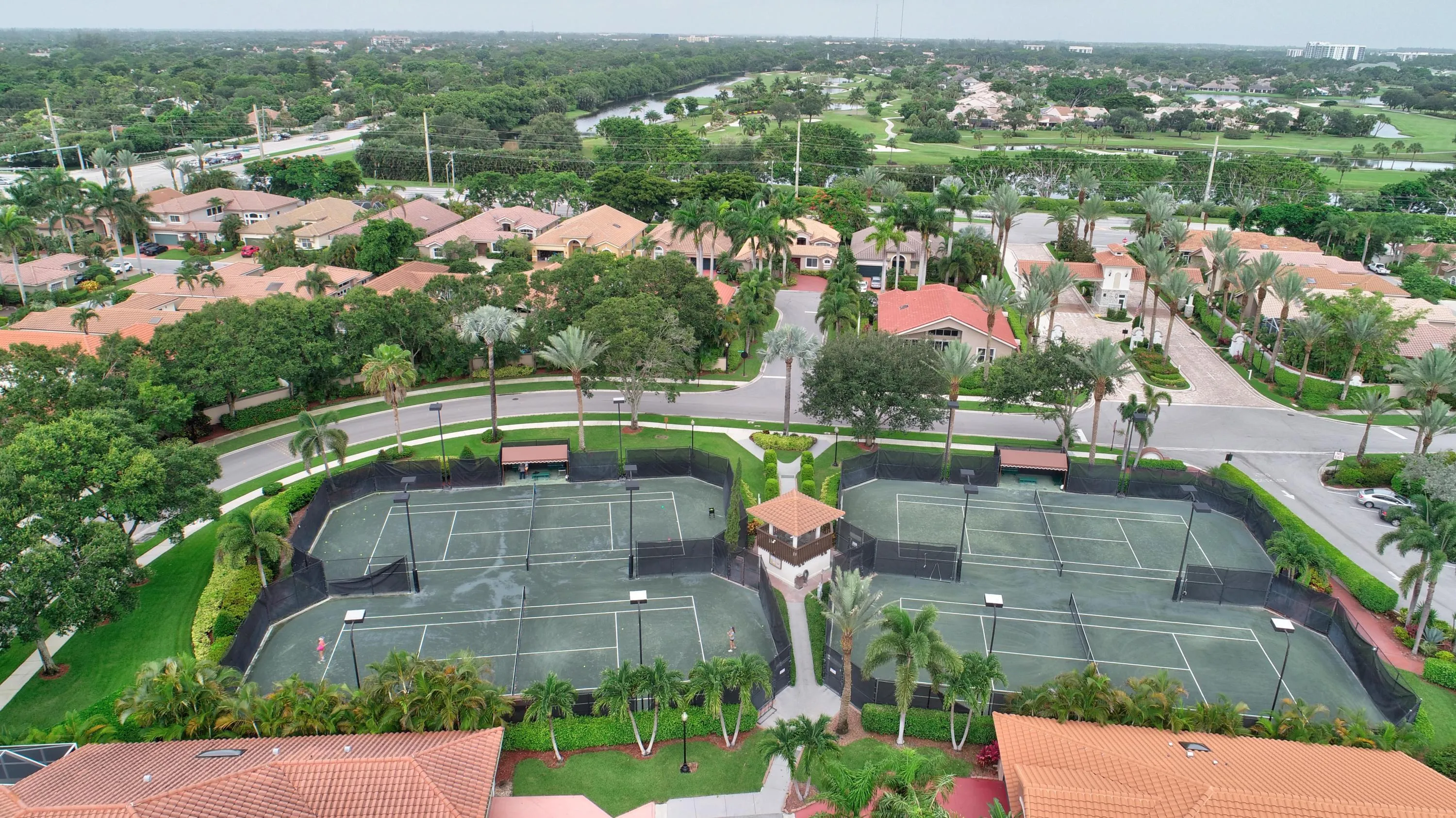 Night lighted tennis courts