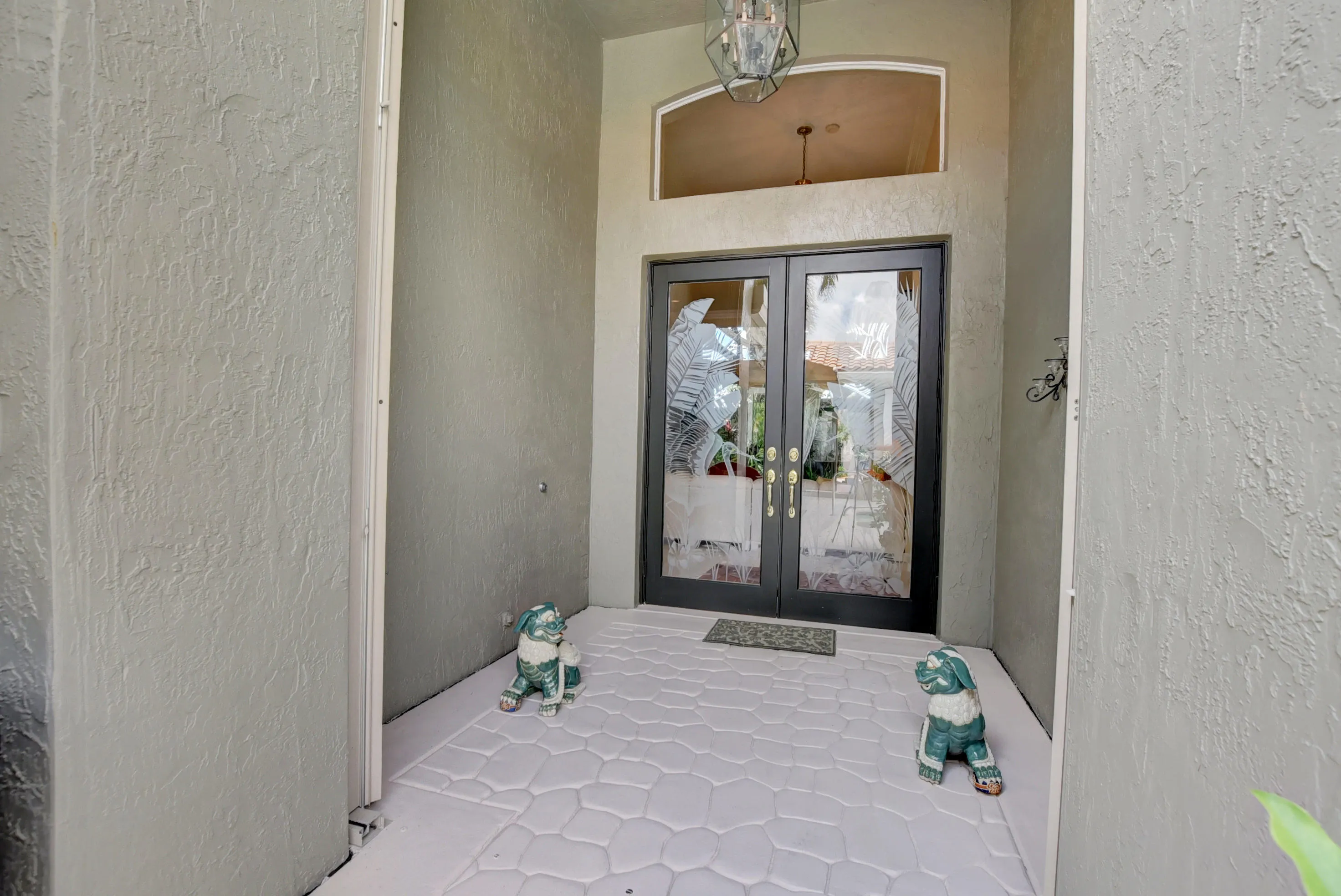 Front Entrance from Courtyard