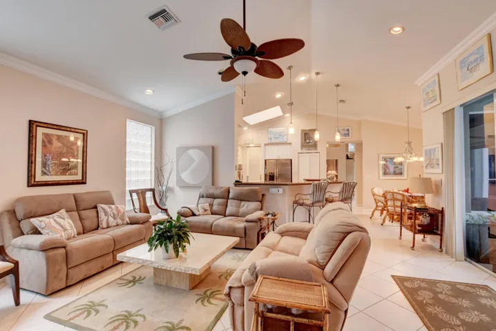 Family room to kitchen