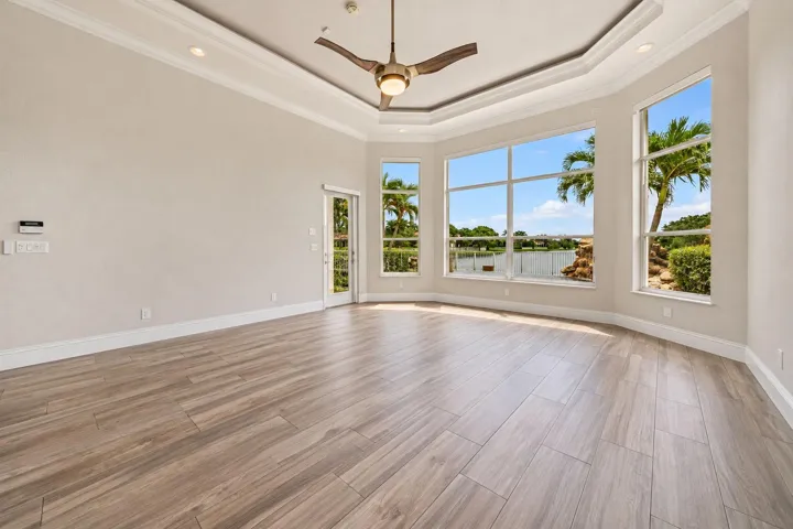 31-web-or-mls-Primary Suite Empty 2