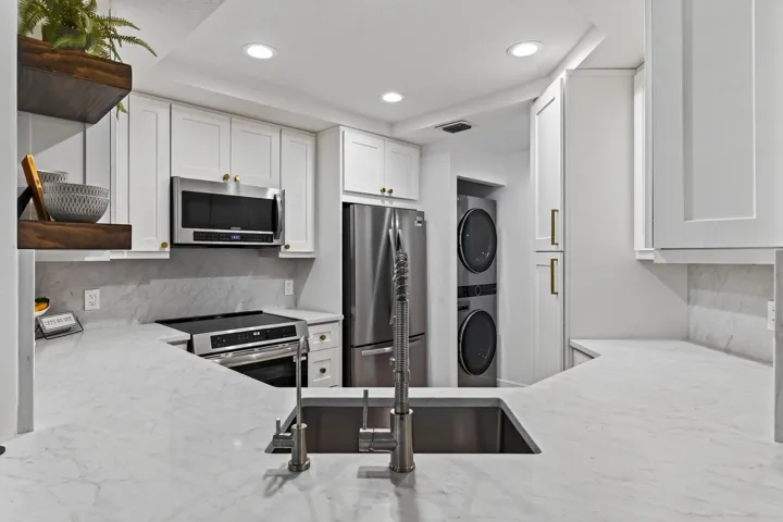 Edmonton Quartz