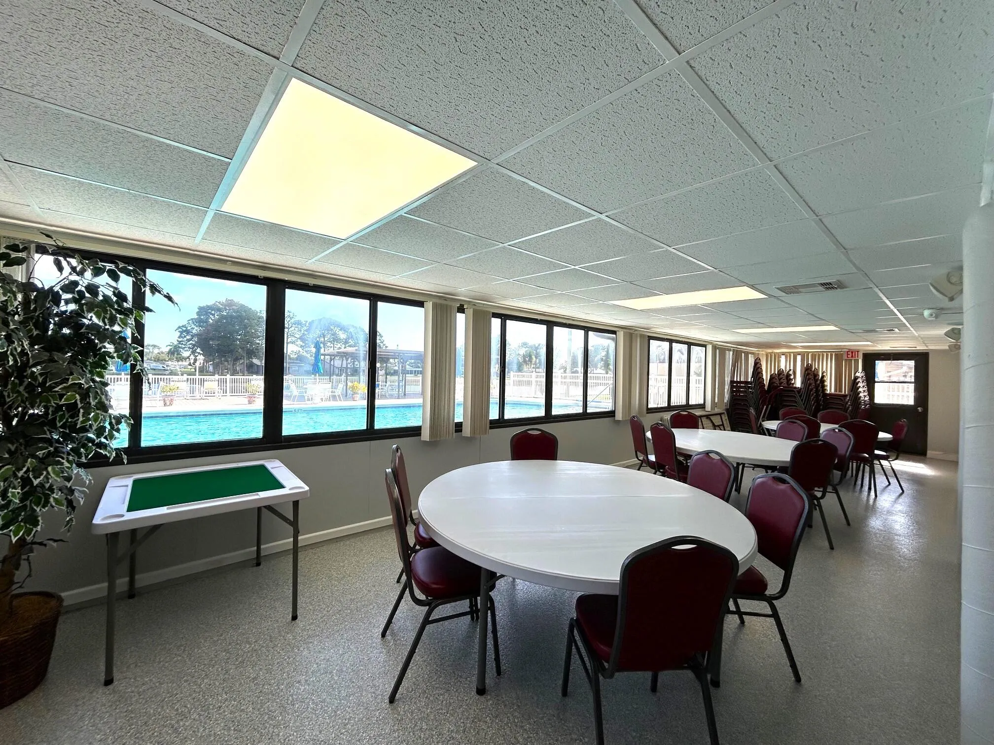 CLUBHOUSE