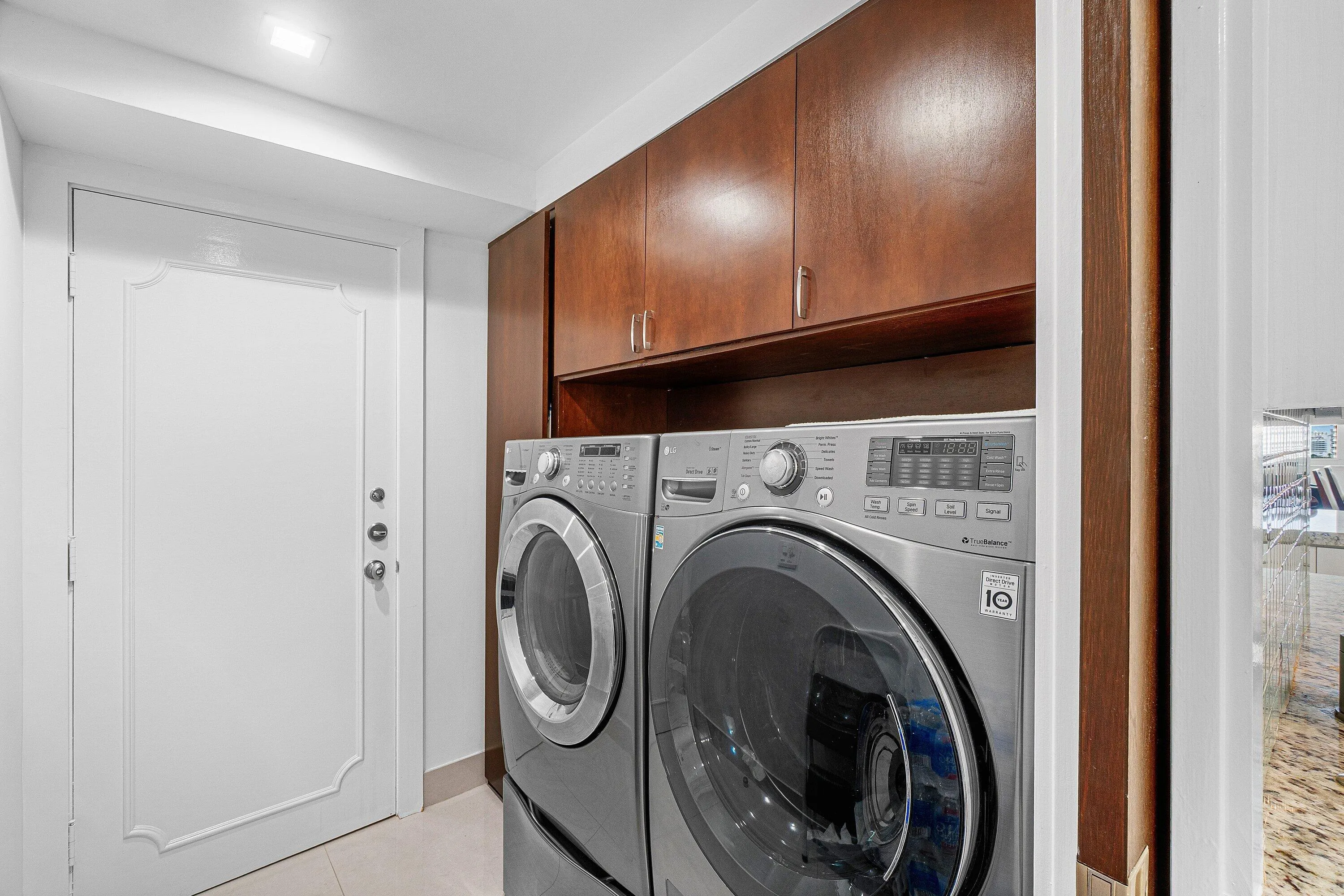 Large interior laundry room