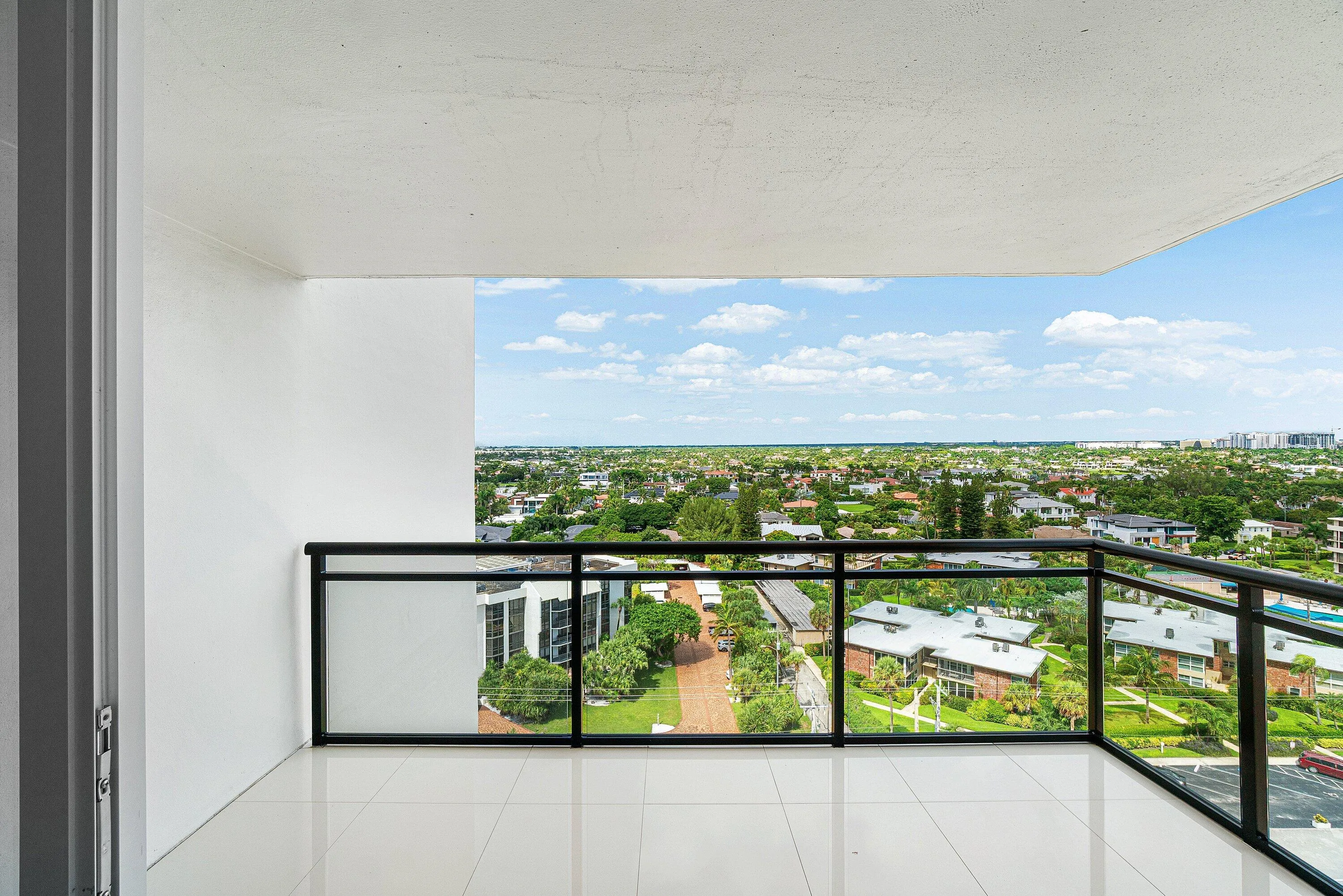 023-2000SouthOceanBoulevard-14F-BocaRato