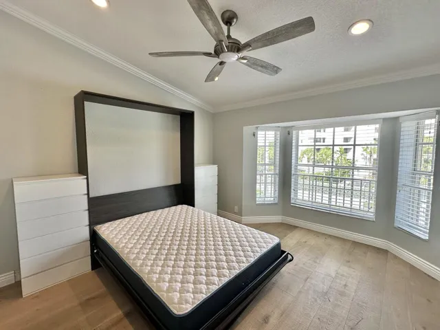 3rd floor guest bed