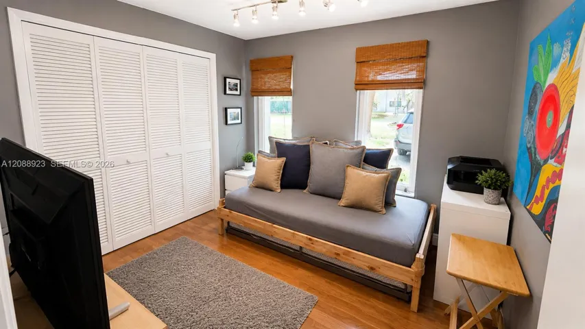4th Bedroom/Den