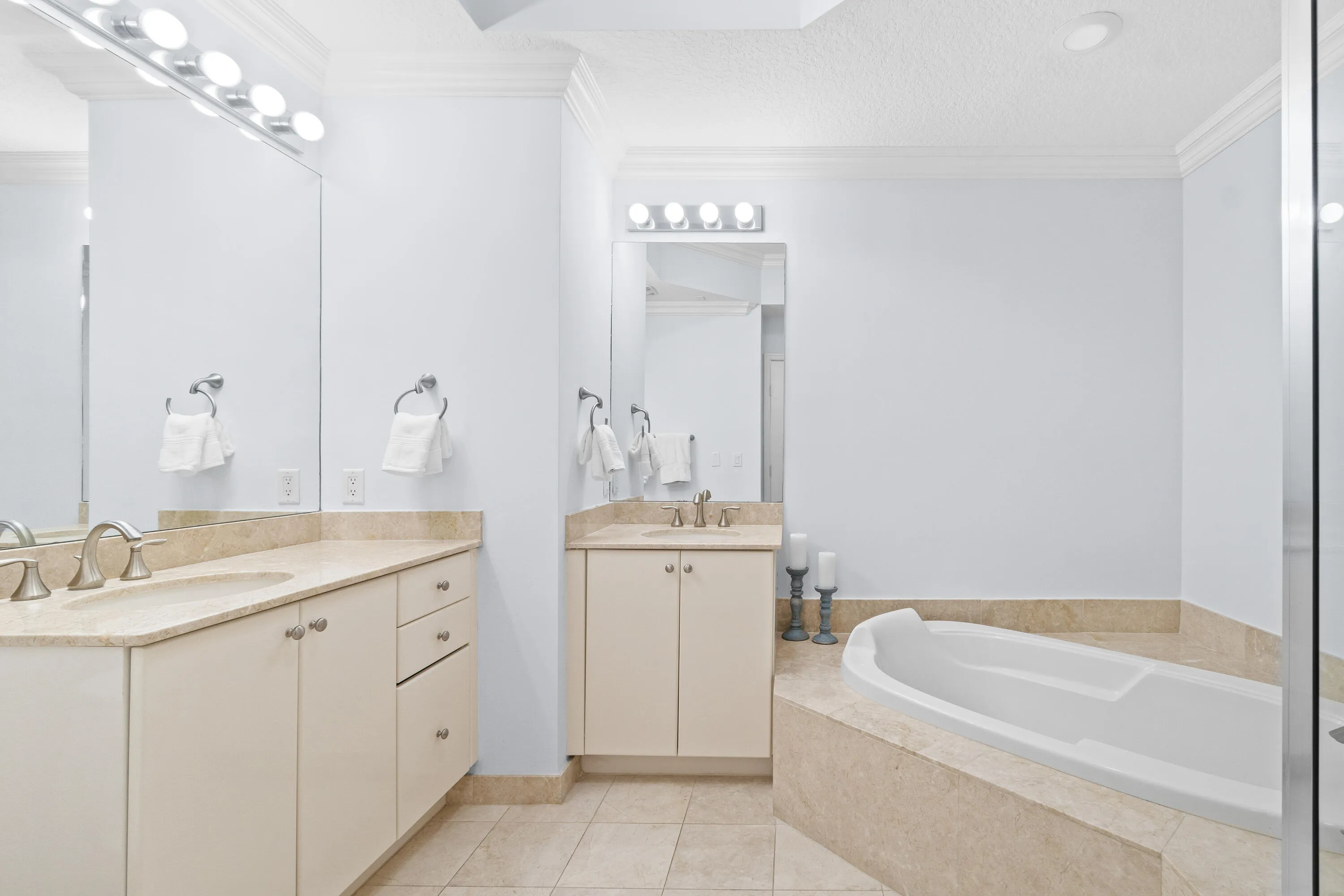 Primary Bathroom W Dual Sinks