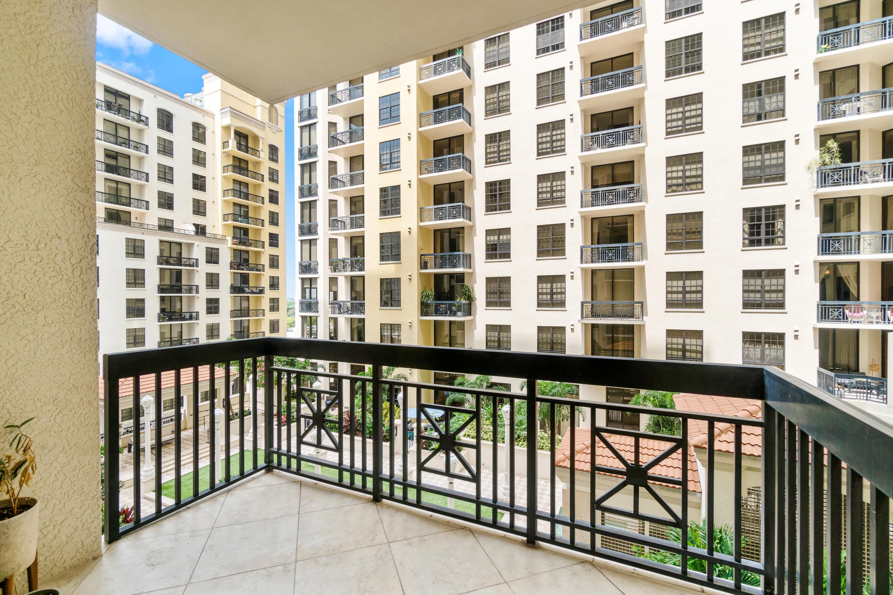 Deep Balcony