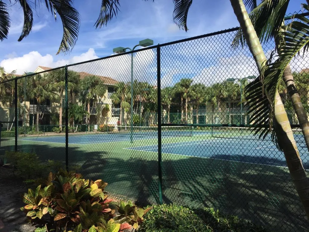 Tennis