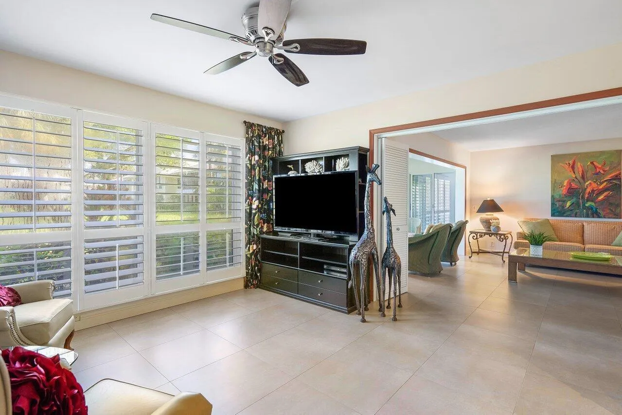 Den or third bedroom
