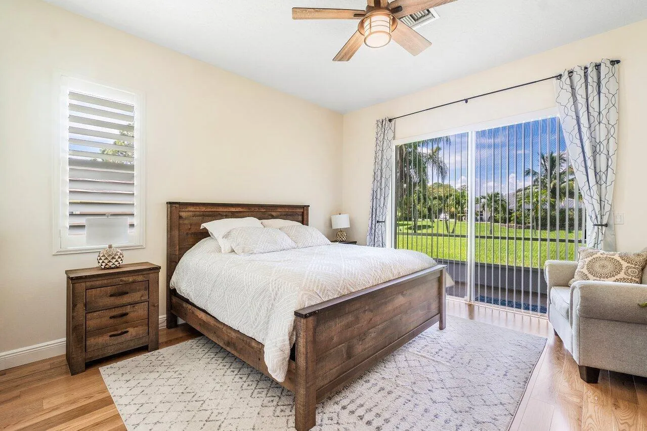 024-13514NorthumberlandCircle-Wellington