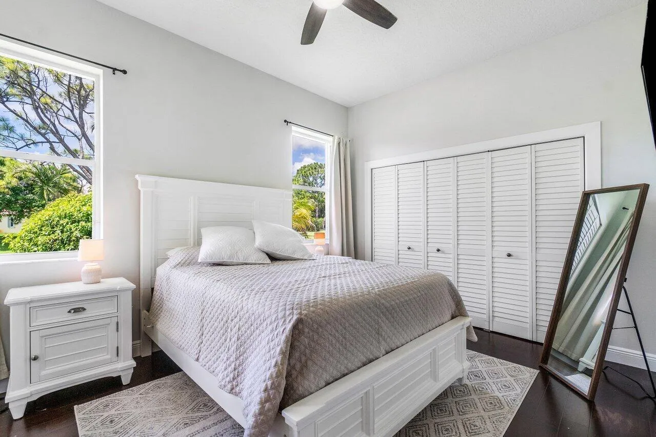 029-13514NorthumberlandCircle-Wellington