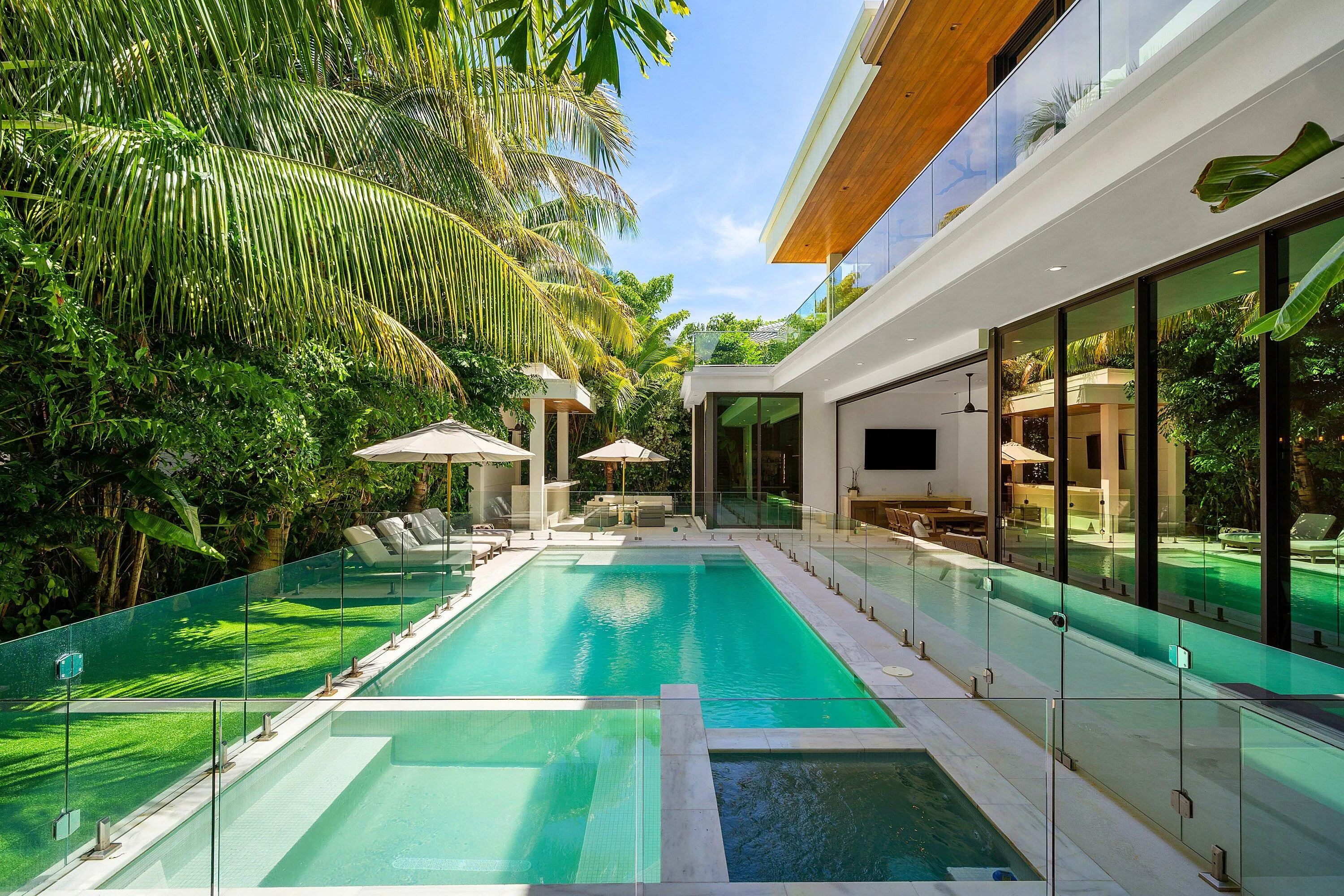 063-735WFernDrive-BocaRaton-FL-33432-SMA