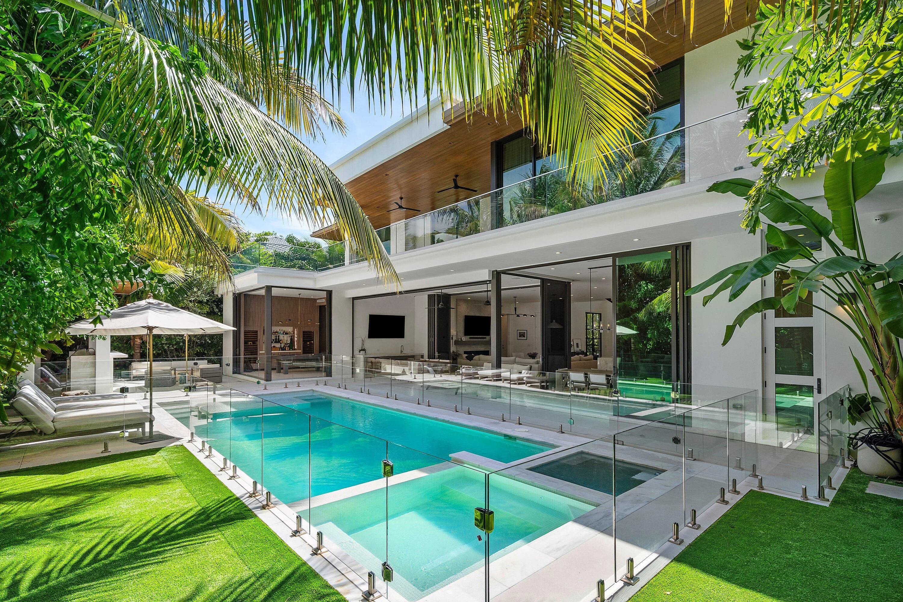 062-735WFernDrive-BocaRaton-FL-33432-SMA