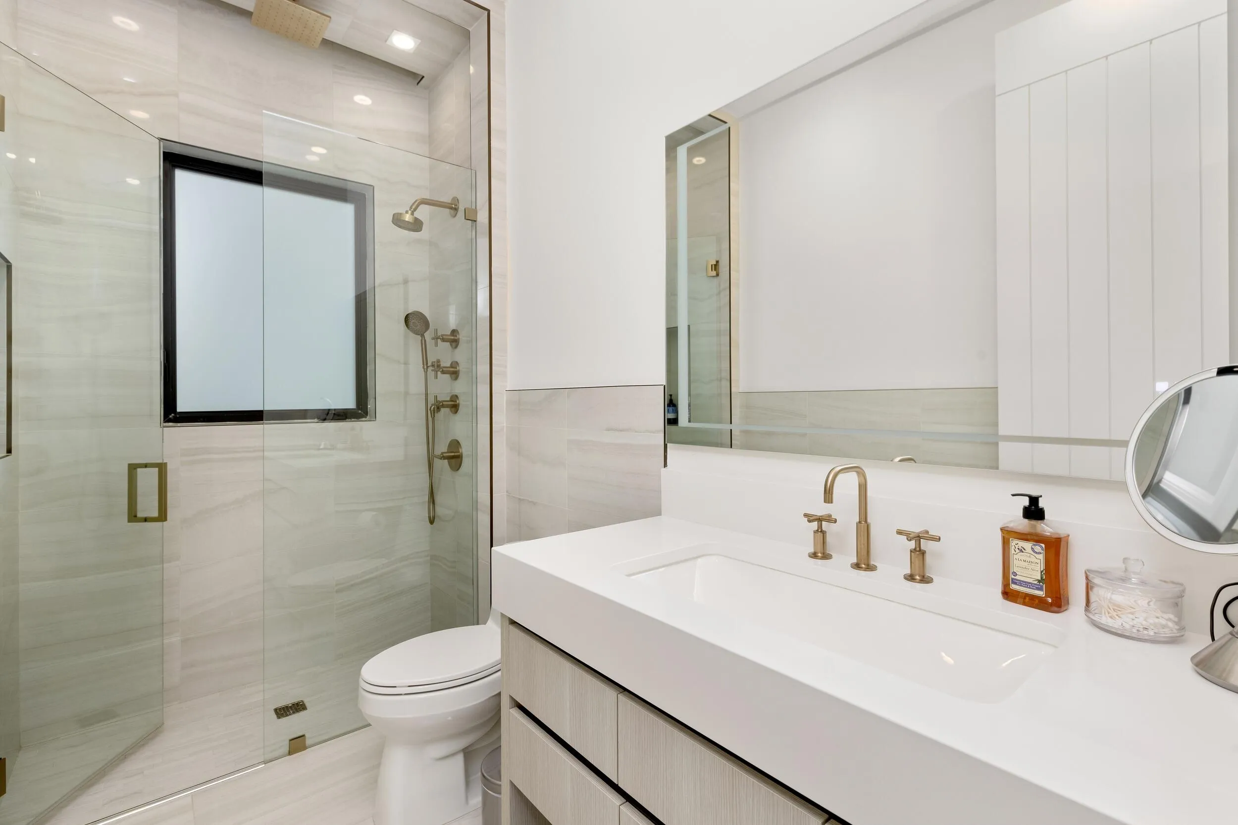 Guest Bath 2