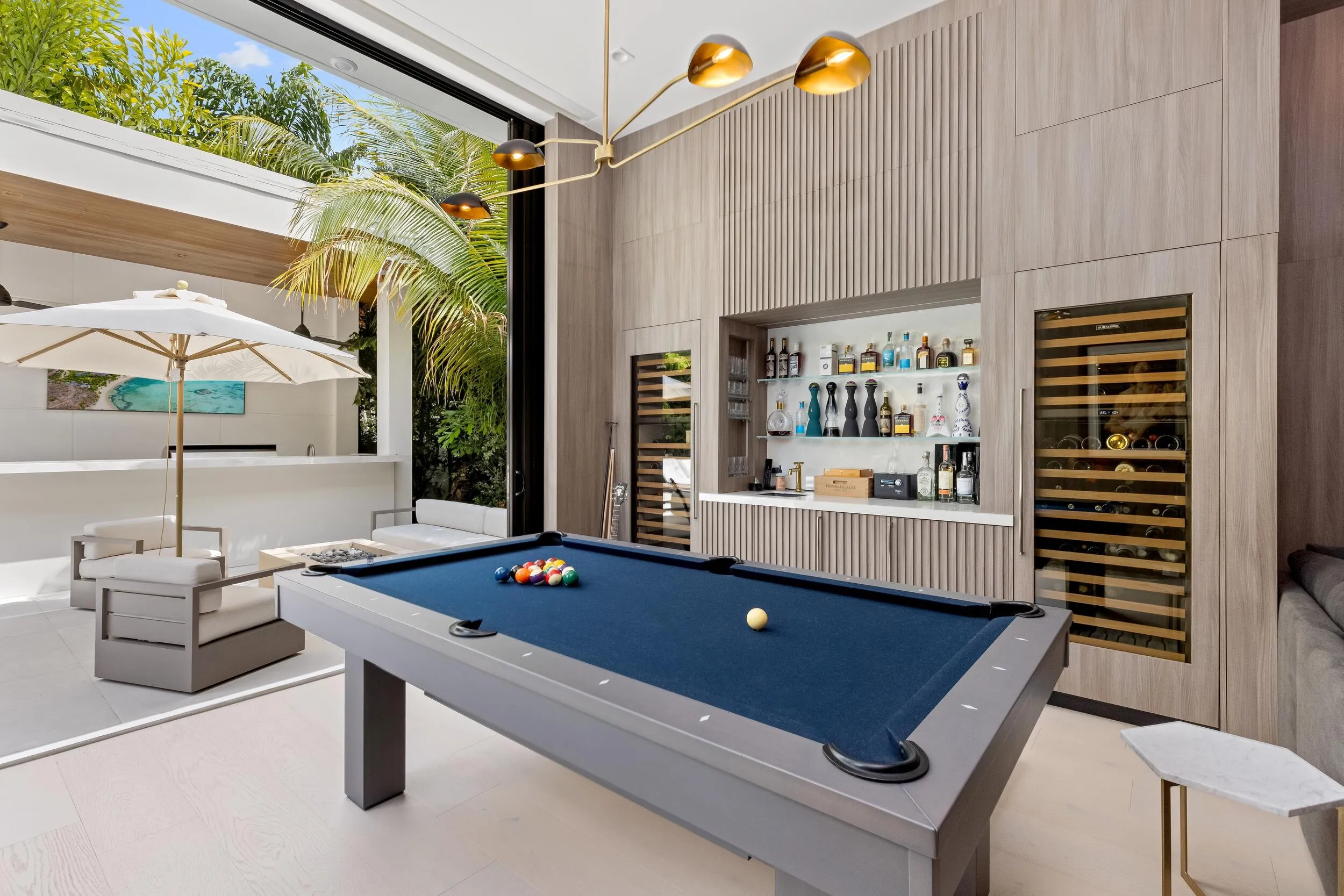 Lounge 1