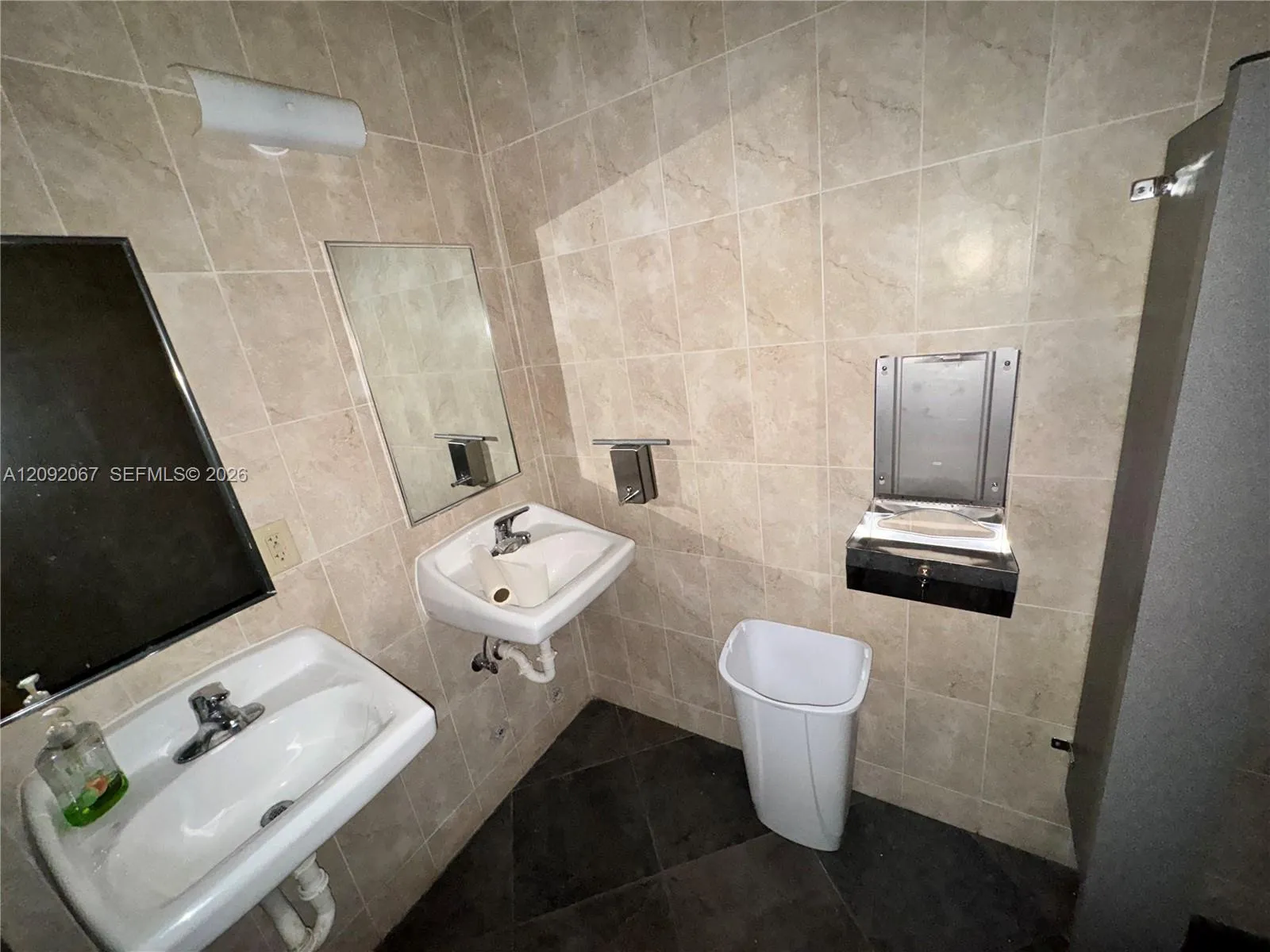 Property photo 24