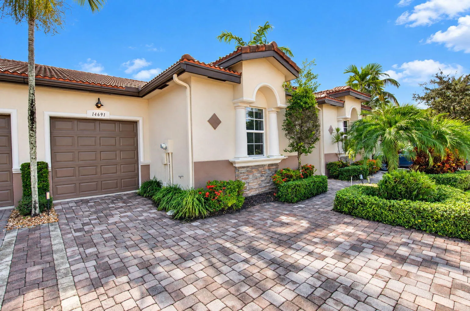 1 car garage
