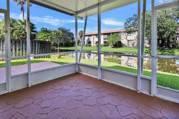 Screened Patio