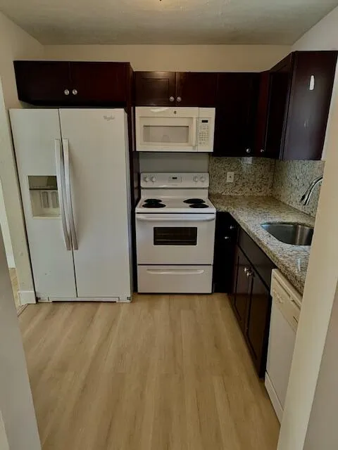 Marlboro kitchen 1