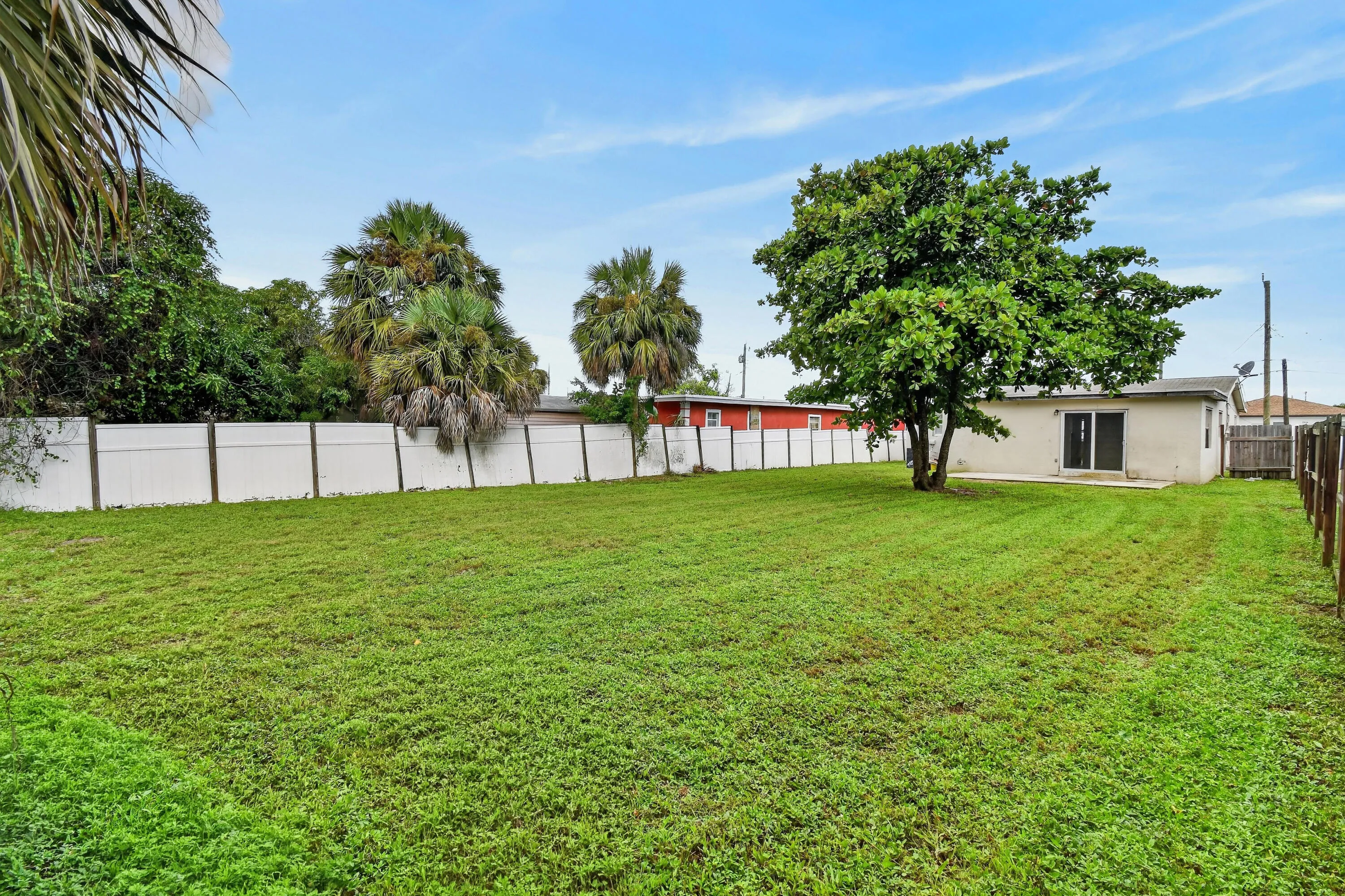 1037W28thSt(38)