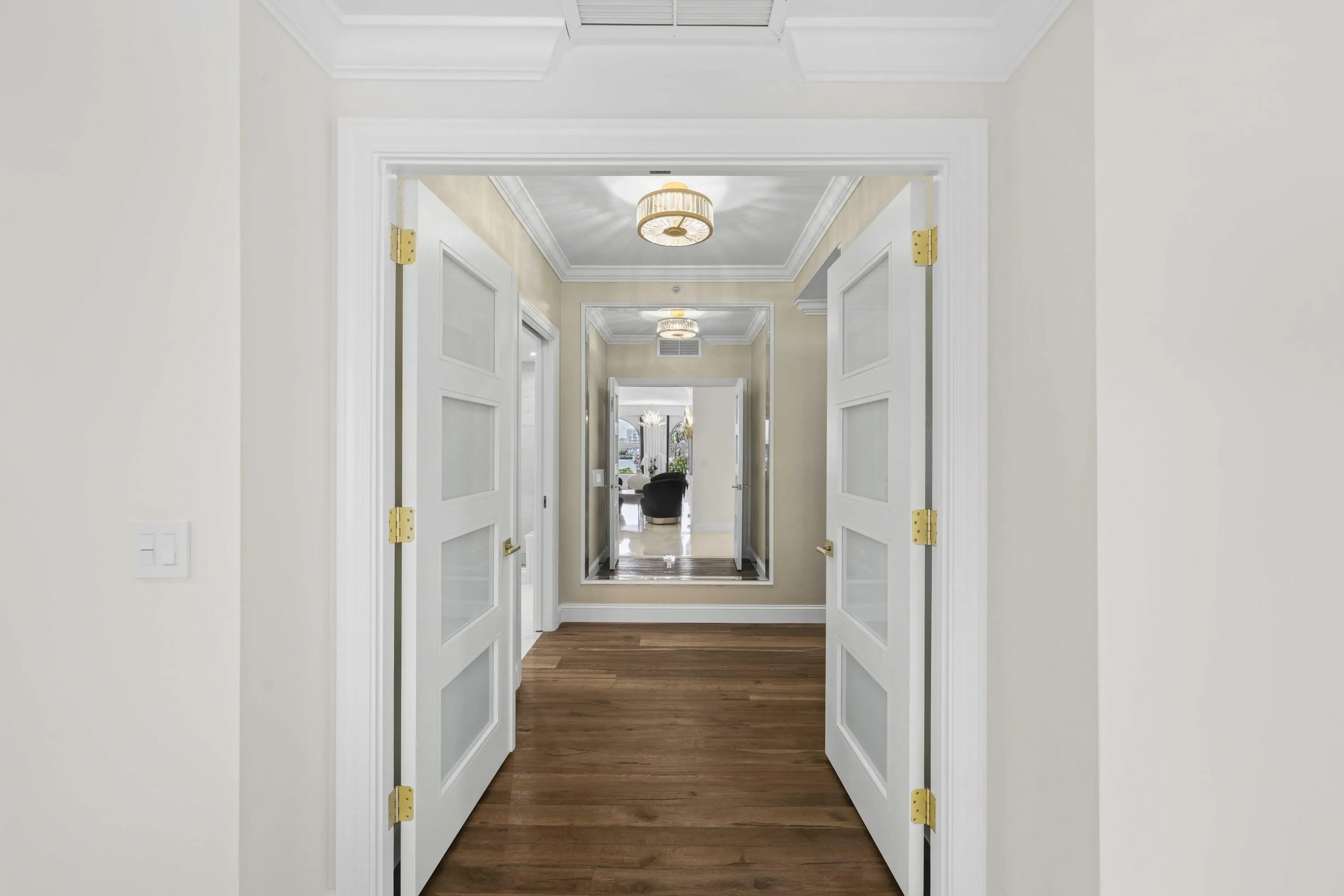 Entrance to primary suite