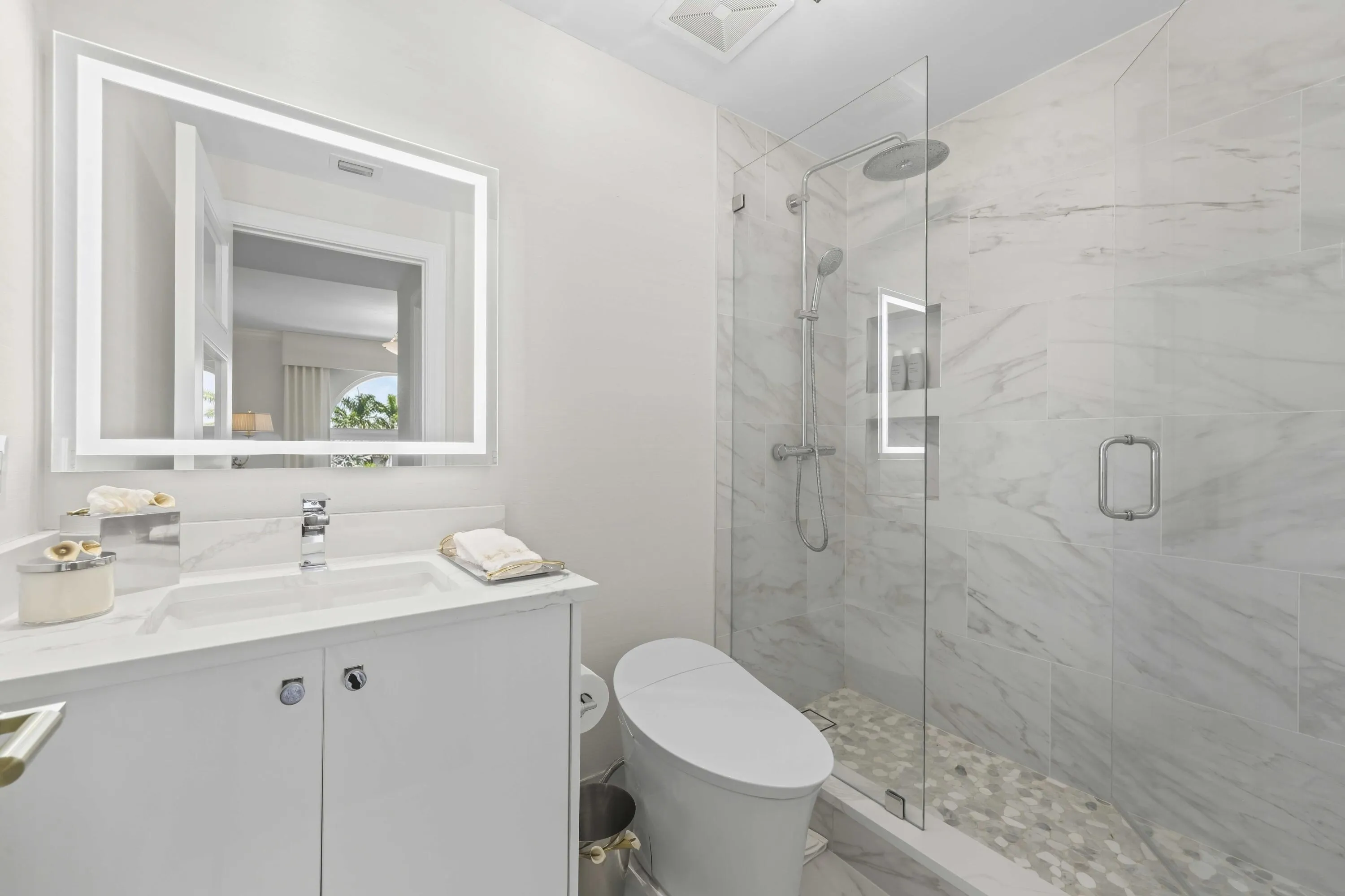 Bedroom 2 en suite