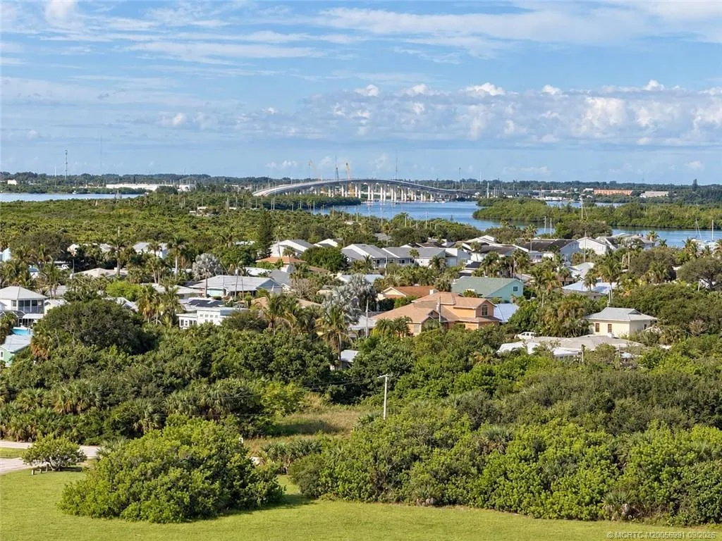Property photo 37