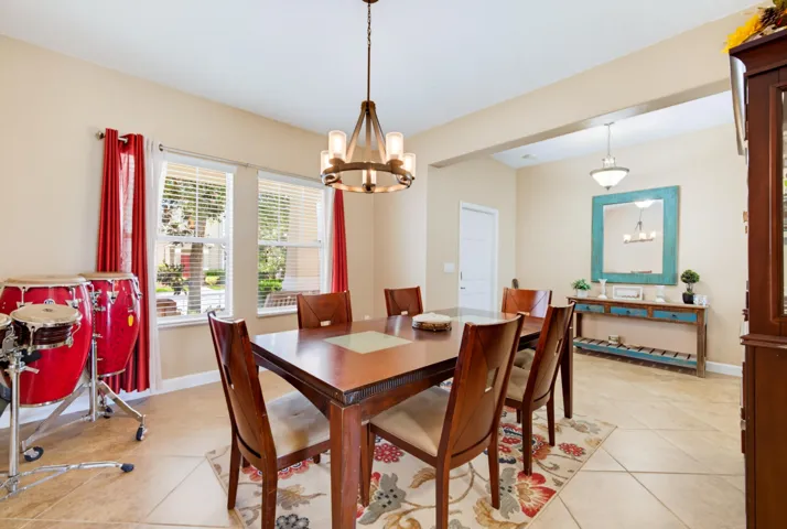 Dining Room 5