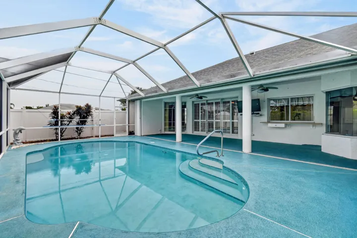 2801SEEagleDr(59)