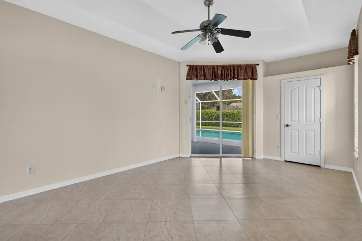 2801SEEagleDr(31)