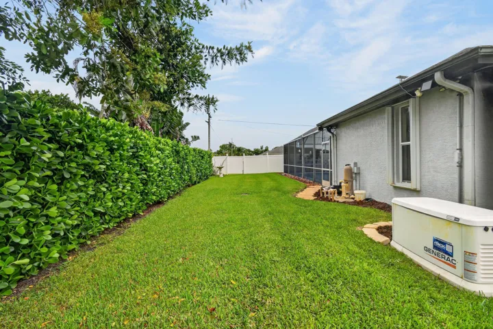 2801SEEagleDr(62)