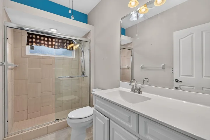 2801SEEagleDr(47)