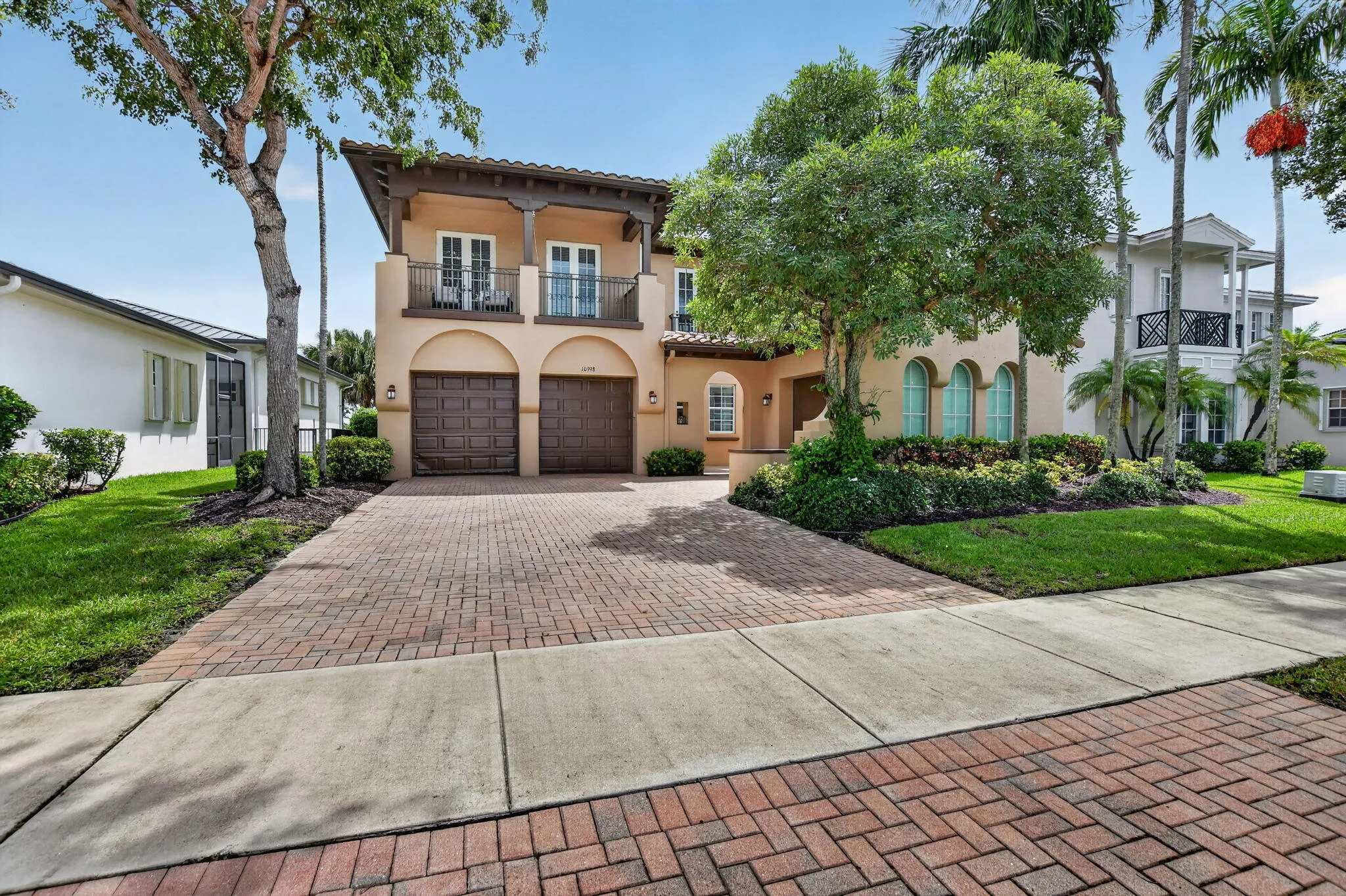122-web-or-mls-EBF_8399And4more