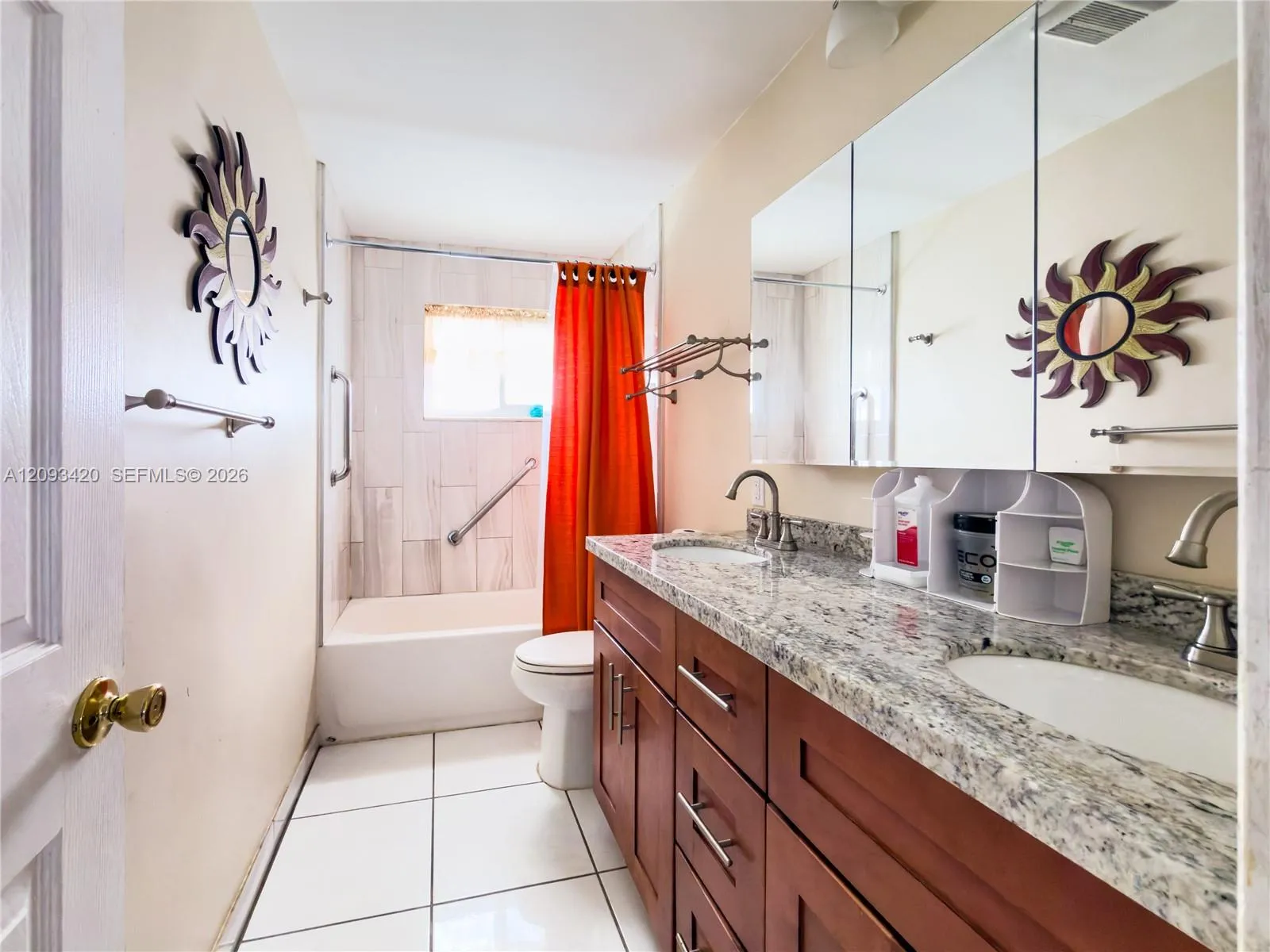 2nd Bathroom